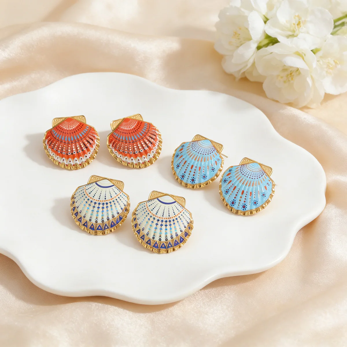 Exaggerated Gold-plated Stainless Steel Colorful Seashells Earrings for Women Exquisite Waterproof Beach Vacation Jewelry Gifts