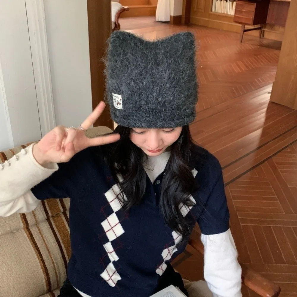 Polyester Fuzzy Knitted Beanie Large Head 56cm to 58cm Pointed Top Hat Stretchy Solid Color Warm Winter Beanie Daily Wear
