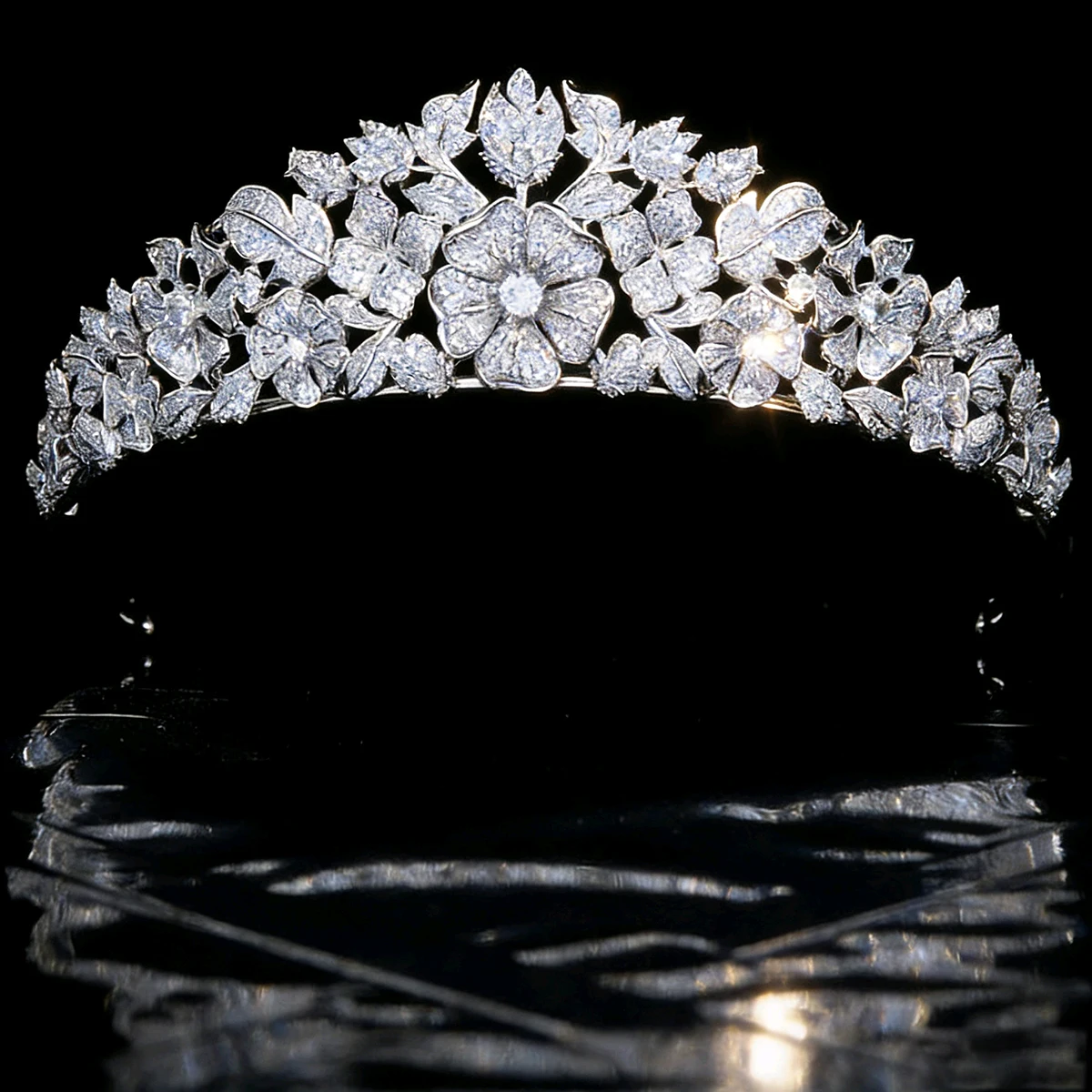 

Exquisite Flower Zircon Bride's Headwear European American New Style Wedding Crown High-End Accessory
