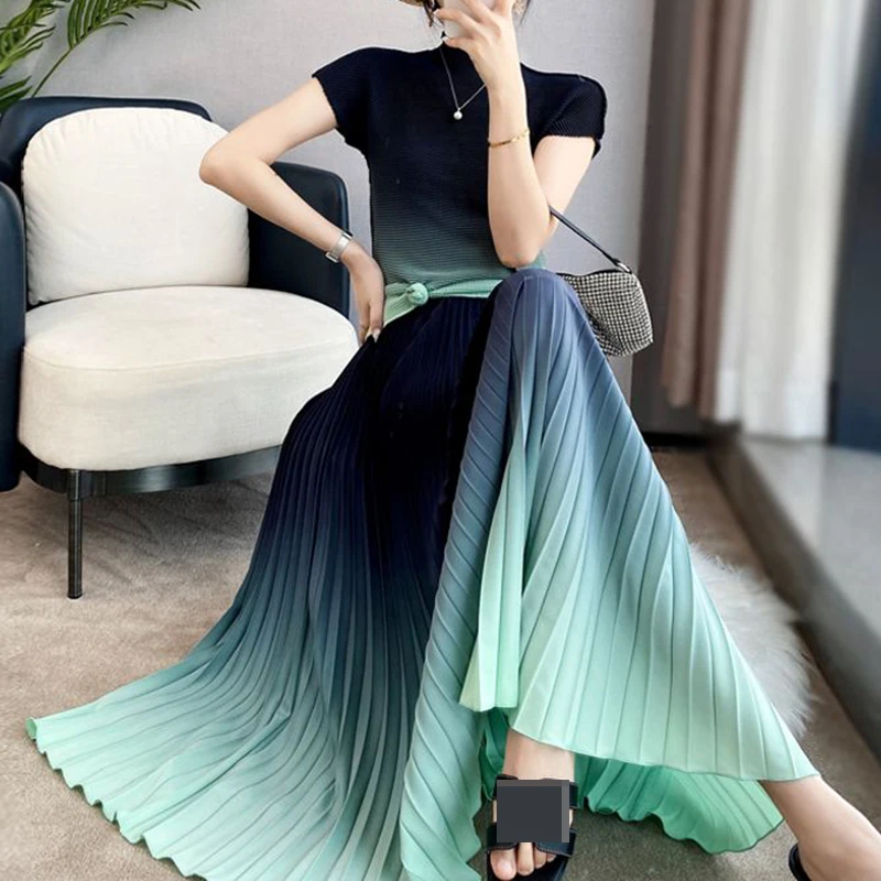 Elegant two piece skirt set costume women's suit skirts pleated skirt  female Outfit Women's Casual Skirts Blouses Wrinkle Set