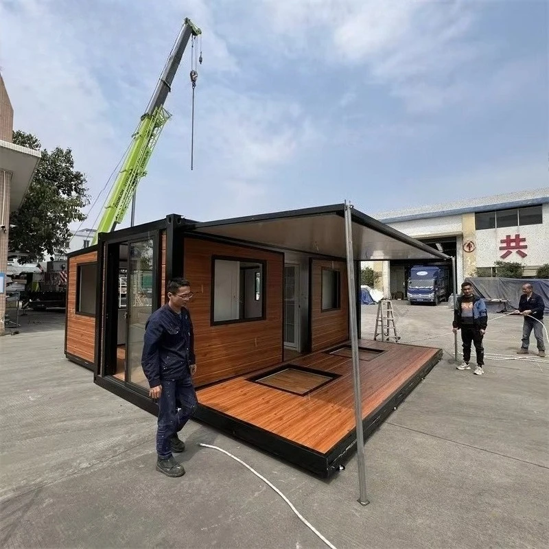 High Quality Prefabricated Mobile House 2 3 4 Bedrooms Modular Folding Villa 20ft 40ft Expandable Container