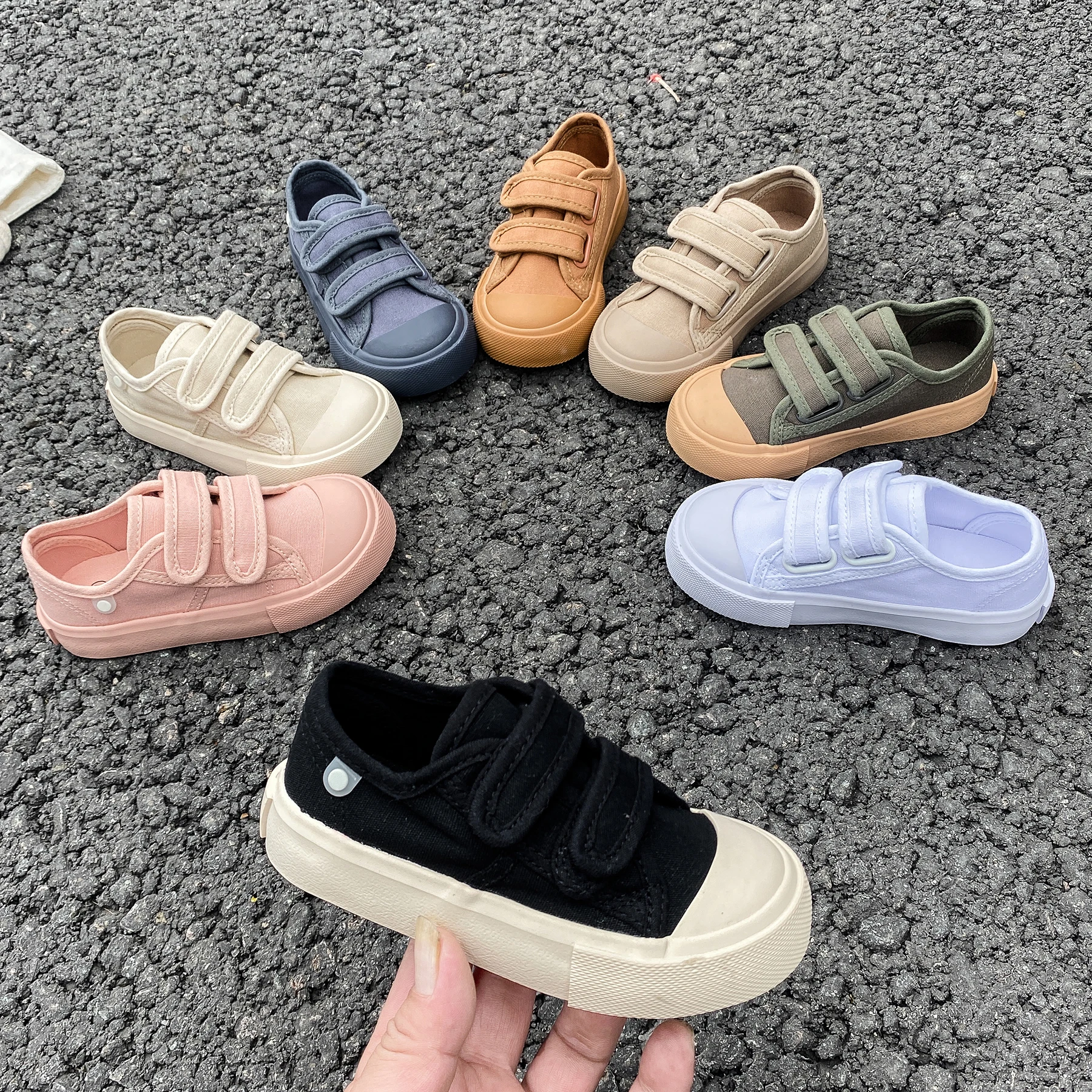 8003 Candy Colored Low Cut Children's Canvas Shoes, Boys' and Girls' Board Shoes, Cloth Shoes, Breathable and Fashionable
