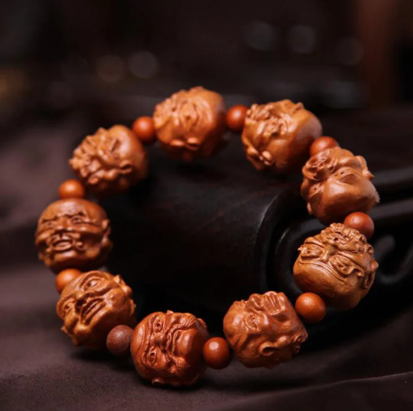 Chinese Peach Wood Carved Eighteen Luo Han Hand Strings Exquisite Buddhism Bracelet Gift