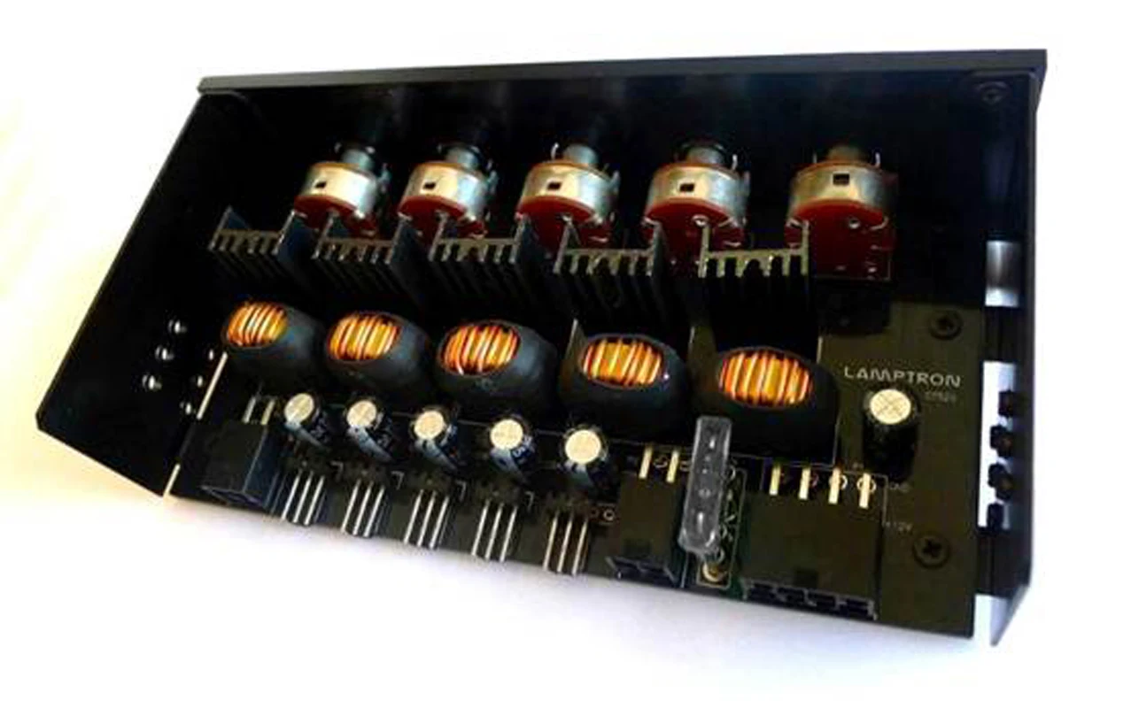 

LAMPTRON CF525 Powerful Fan Controller-60watt Channel