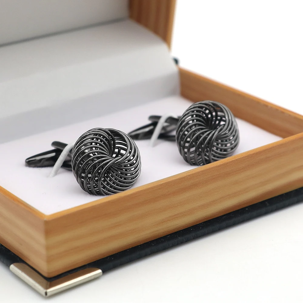 Men\'s Woven Knot Cuff Links Gunblack Color Hollowed Out Design Quality Copper Material Fashion Cufflinks Wholesale & Retail