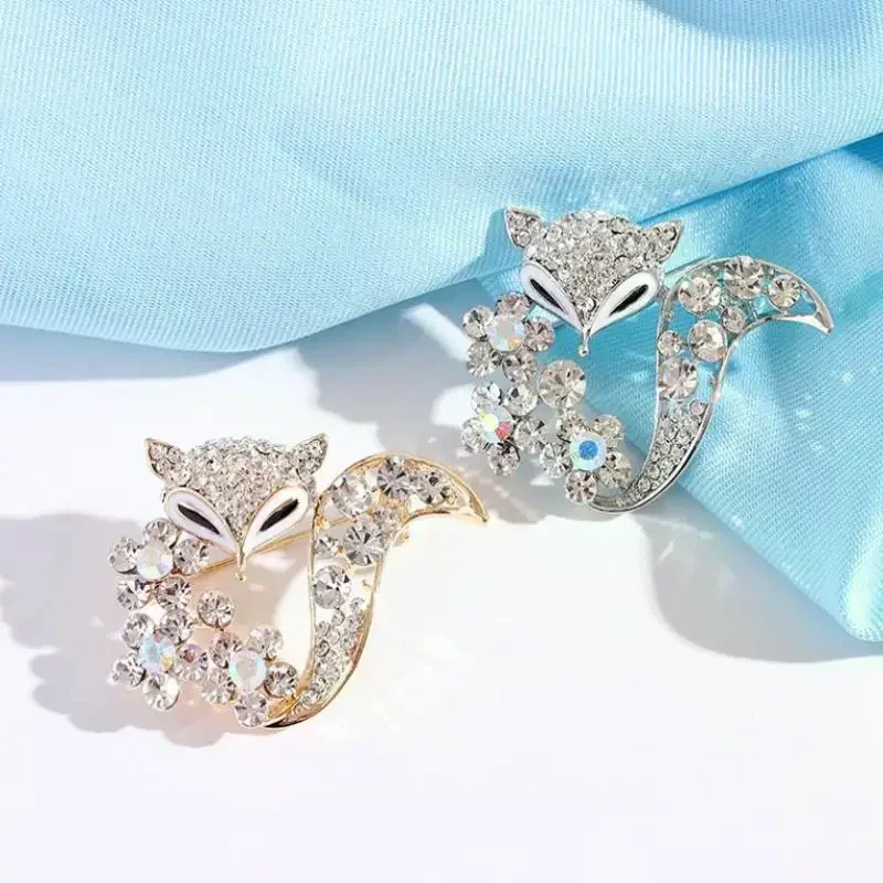 Simple Fashion Fox Brooches For Women Clothing Sweater Coat Jewelry Accessries Gifts