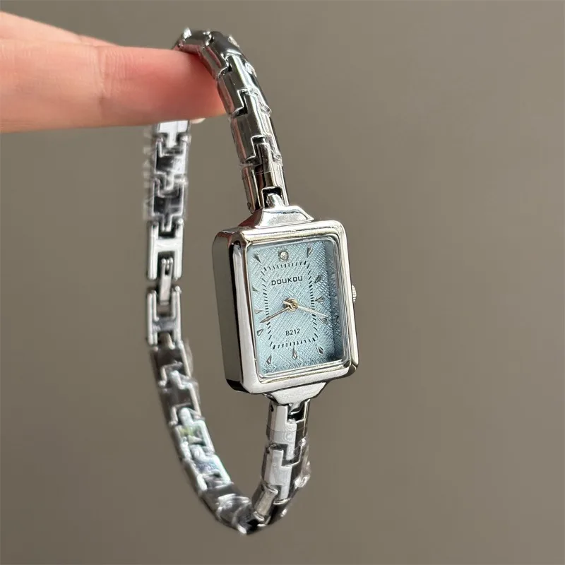 Fashion Bracelet Quartz Watches Women Gold Watch Simple Rectangular Ladies Watch Relojes Para Mujer Wristwatches Wholesale Gifts