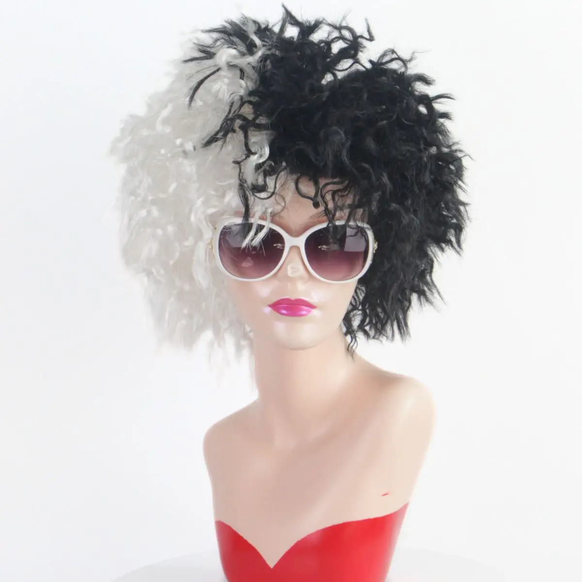 Black and White Split Color Curly Wig, Voluminous Short Synthetic Hair for Cruella De Vil Cosplay and Halloween Costumes