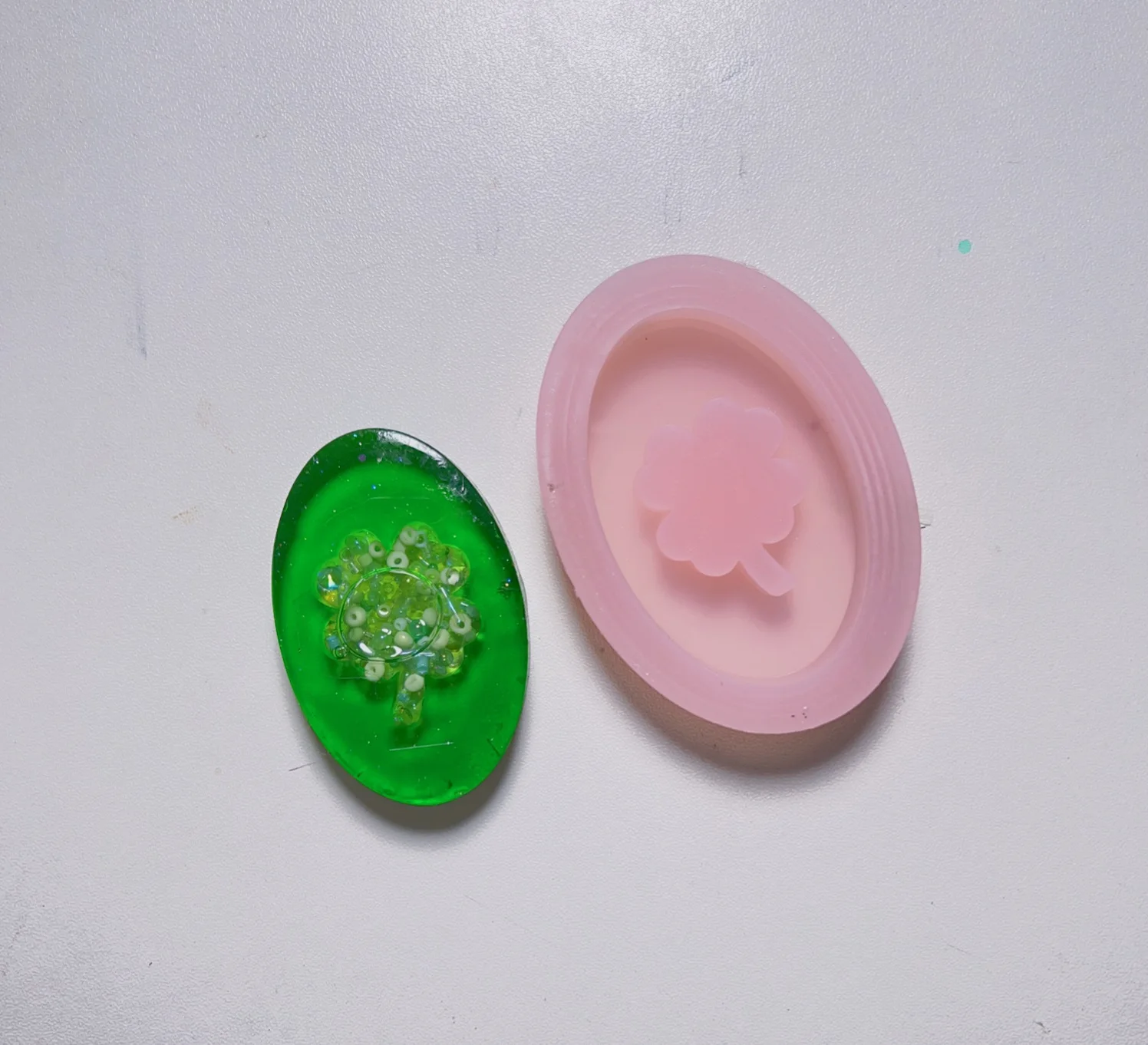 wsy-396 Ellipse Shape Shaker mold resin squishy quicksand mold silicone mold handmade replication mould