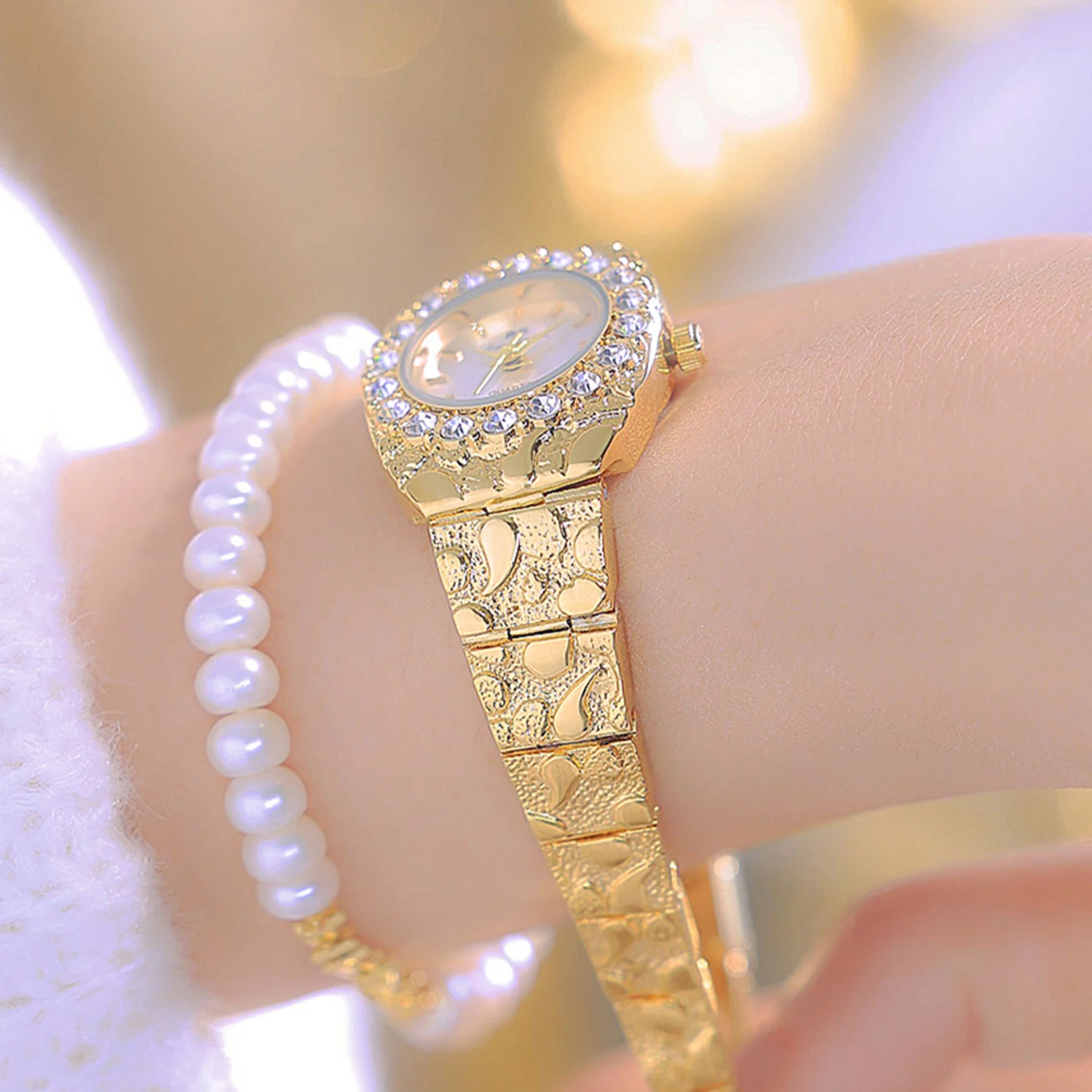 Luxury Diamond Women\'s Watches High Quality Golden Bracelet Fashion Quartz Wristwatch Ladies Watch Dress Gifts montres femmes