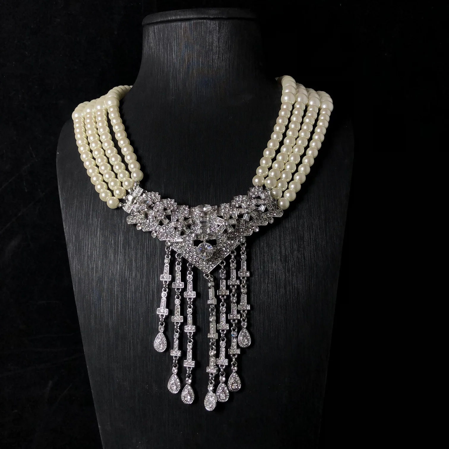 Vintage Multi Strand Imitation Pearl Necklace Crystal Tassel Choker Heavy Luxury Wedding Banquet Women Jewelry