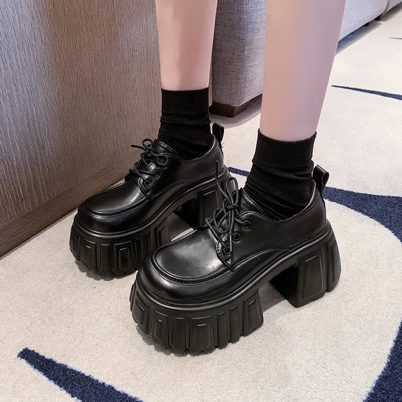 

Женские лоферы на платформе, туфли-лодочки на высоком каблуке 8,5 см, новинка 2025, трендовые весенние кожаные массивные кроссовки, уличные прогулочные туфли