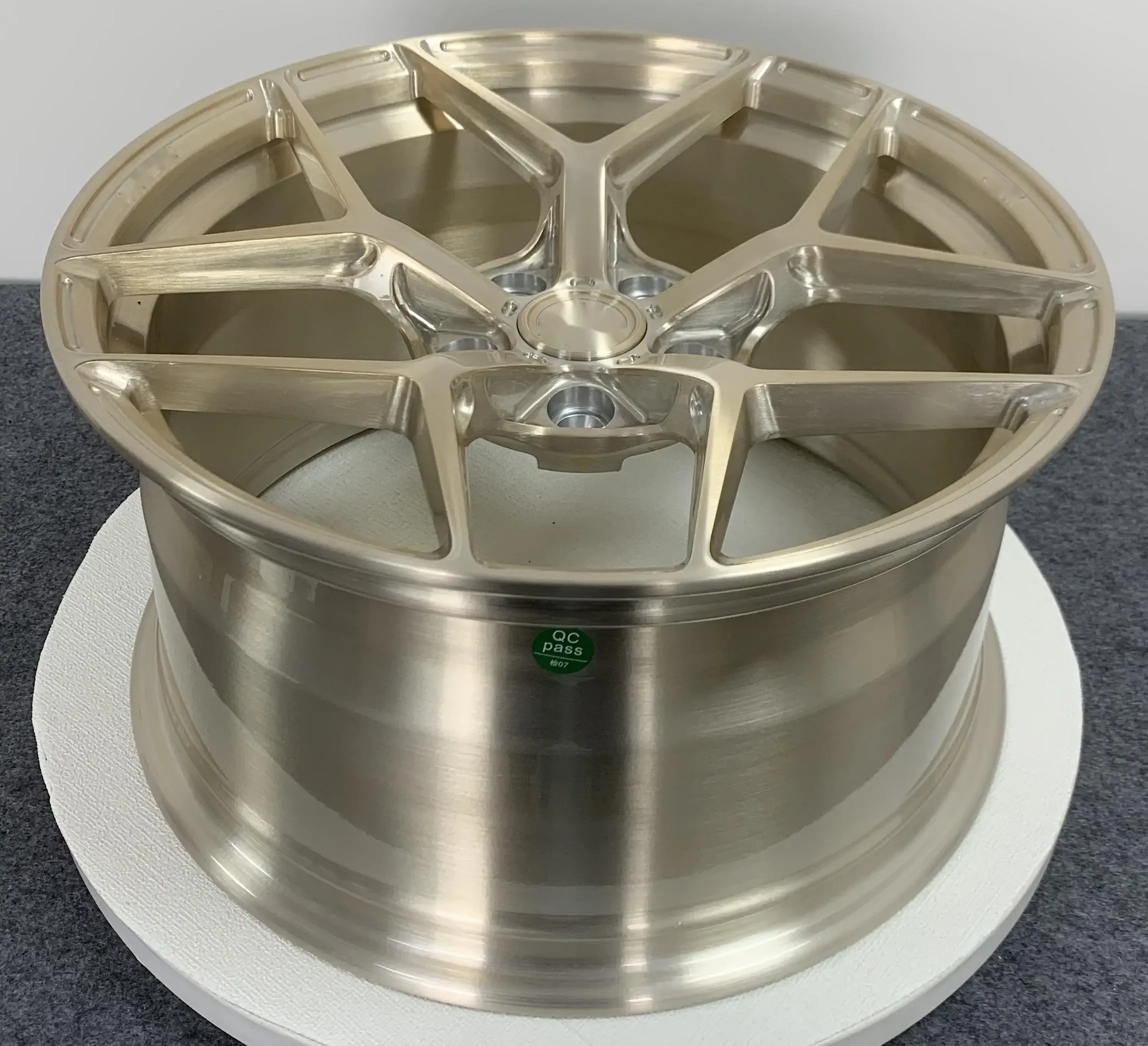 Wysokowydajne kute felgi samochodowe ze stopu 5x112 PCD, polerowane, ET 45mm, 0mm, 50mm, 100mm, 120mm, opcje PCD