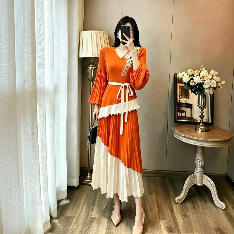 Women's Dress Set 2026 Heavy Craft V-Neck Color-Block Waist-Cinching Top with 3D Appliques and Irregular Large Hem Pleated Set