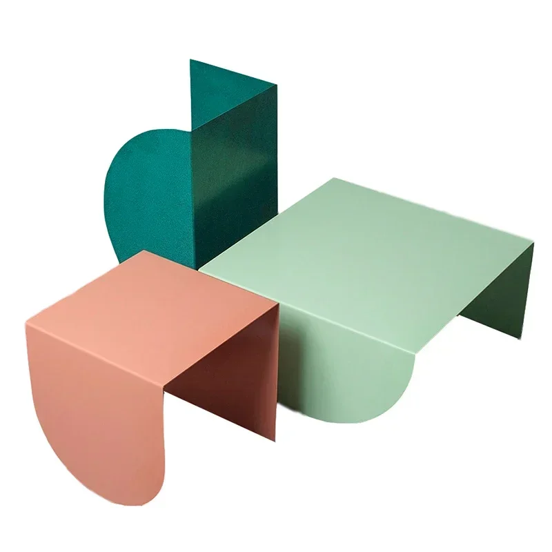 

Креативный дизайнерский столик с геометрическим краем, небольшой журнальный столик, мини-светлый, роскошный, индивидуальный цвет