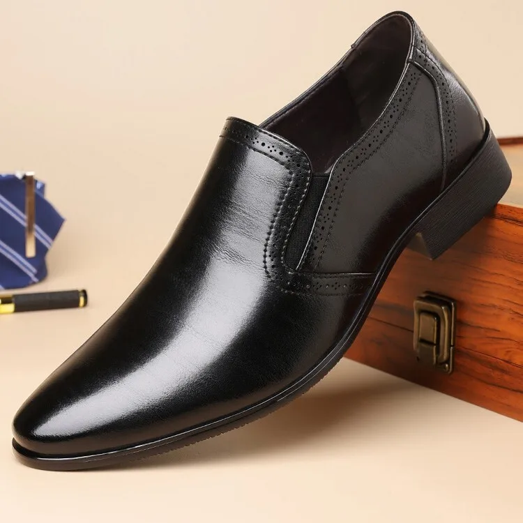 Breathable Comfortable Decent Business Shoes Men's Formal Dress Shoes Spring Fall 2026 Square Heel Soft Leather Shoes Office
