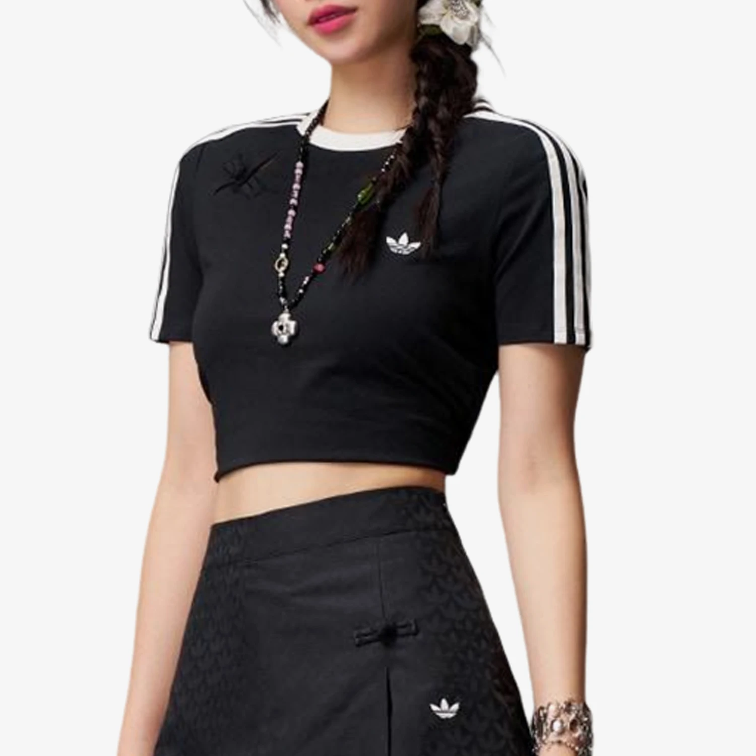 adidas-authentic-three-leaves-women's-slim-crop-three-stripes-short-sleeve-kc5851