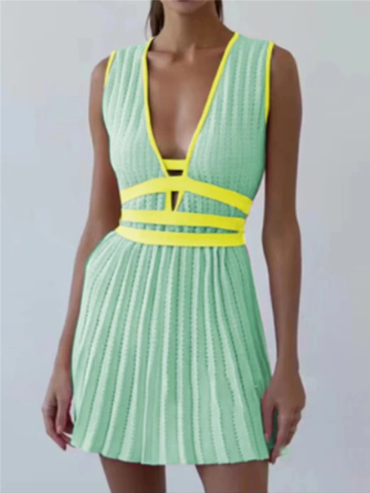 REALEFT letnie głębokie dekolt w serek dzianinowe sukienki damskie wysokiej talii zasznurować Casual bez rękawów solidna seksowna Mini sukienki kobiece damskie