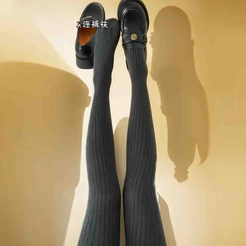 Leggings Woman Bright Multicolor Sculpting Flat Thigh Slimmer Footless Bum Low Waistband Drying Elegant Minimalist High-Waist Ol