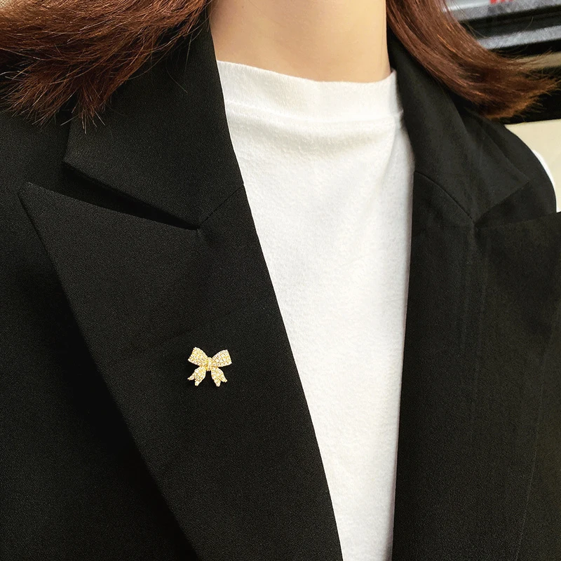 Lapel Pins Fixed Clothes Brooch Sweater Coat Clothing Accessories Pin Fashion Cute Bowknot  Pines for Women Metal Anti-glare