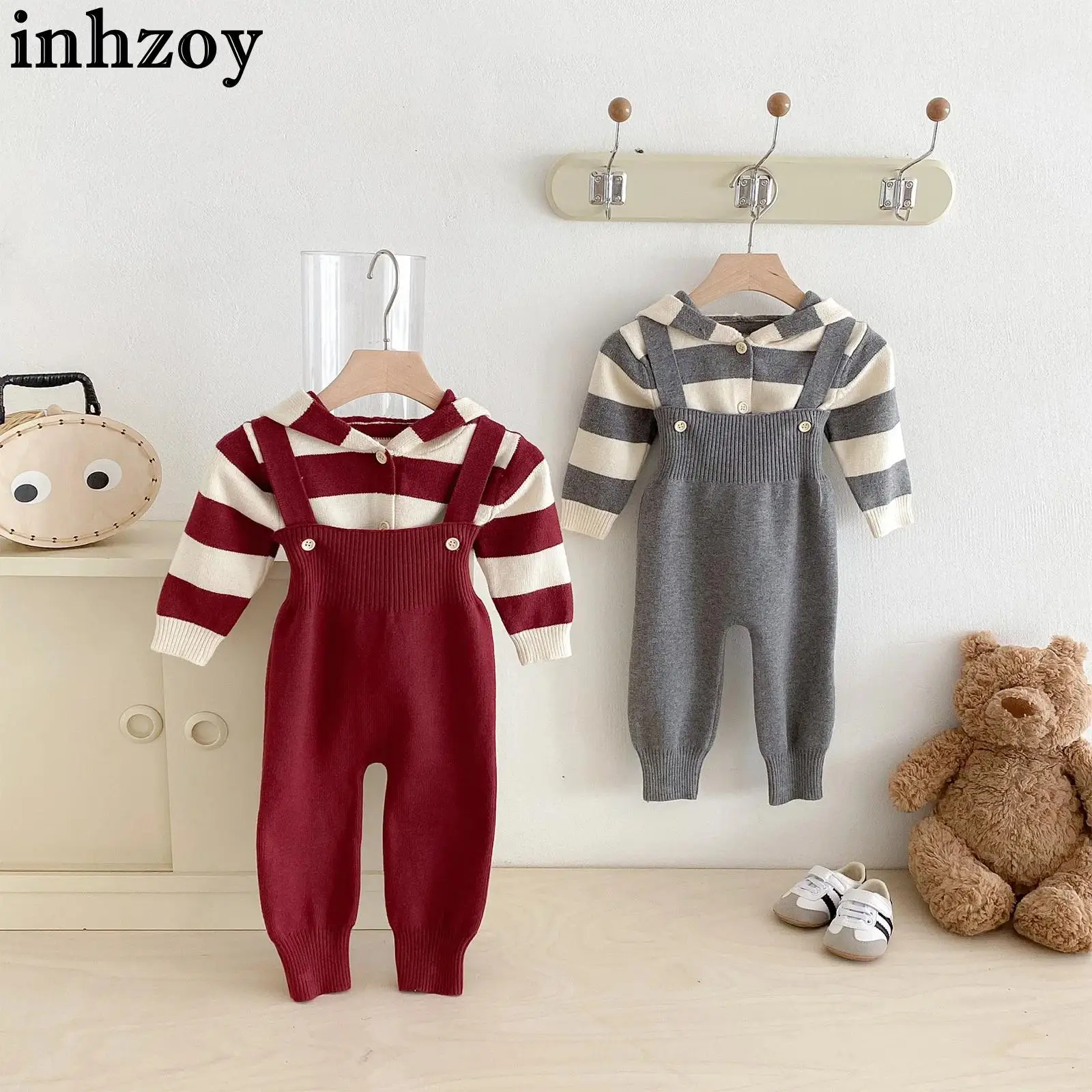 

Модный повседневный вязаный комплект для маленьких мальчиков и девочек, трикотаж, кардиган в полоску с длинными рукавами и капюшоном, свитер с комбинезонами на весну и осень