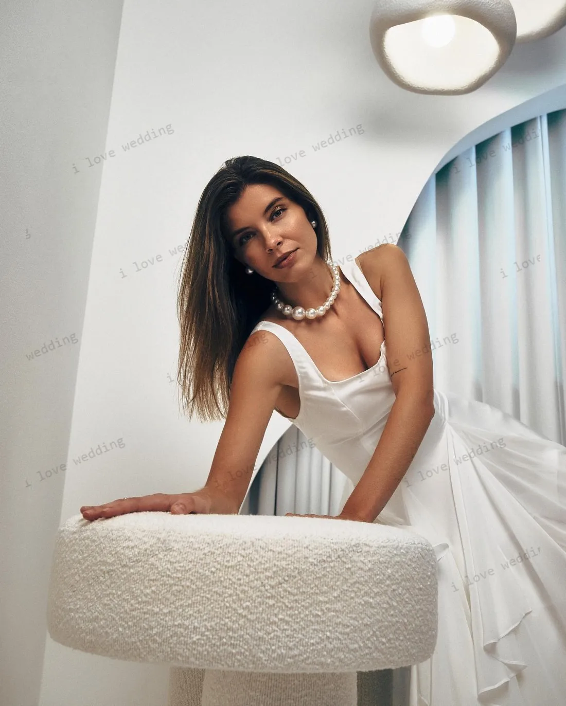 Suknie wieczorowe 2025 biała szyfonowa sukienka na imprezę z falbankami bez rękawów formalna do kostek linia A elegancki kwadratowy kołnierzyk dostosowane