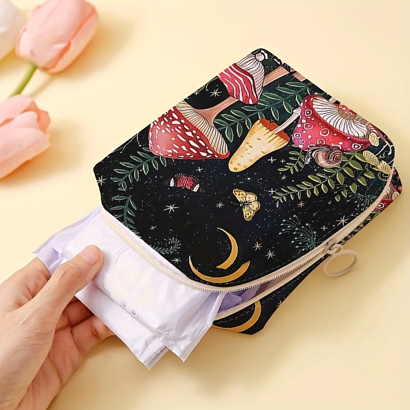 1 pc Mushroom pattern printed sanitary napkin storage bag, women\'s lightweight tissue bag, sanitary tissue bag