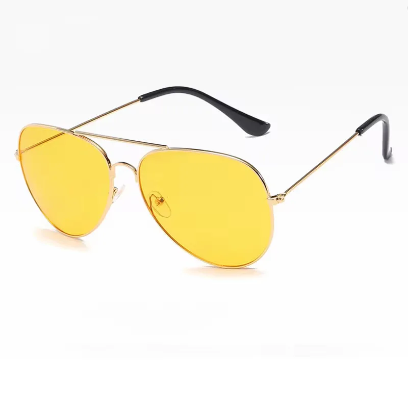 Gafas de sol clásicas de estilo Retro para hombre y mujer, lentes de sol Unisex de Metal, color rojo y amarillo, 3025, para verano, 2024