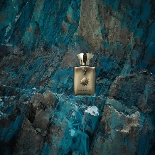 100ML Best Selling Men Perfume Extrait Parfum Spray Calm wood tone Free shipping within the US Suitable for everyday use