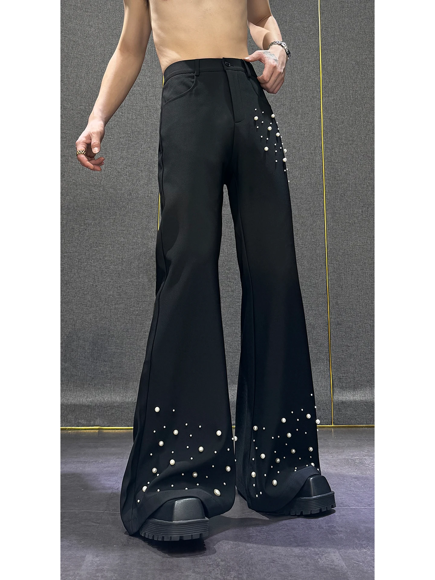 2025 Fashion Trend Design Pearl Decor Flared Trousers High-end Stylish Loose Casual Black Pants for Men