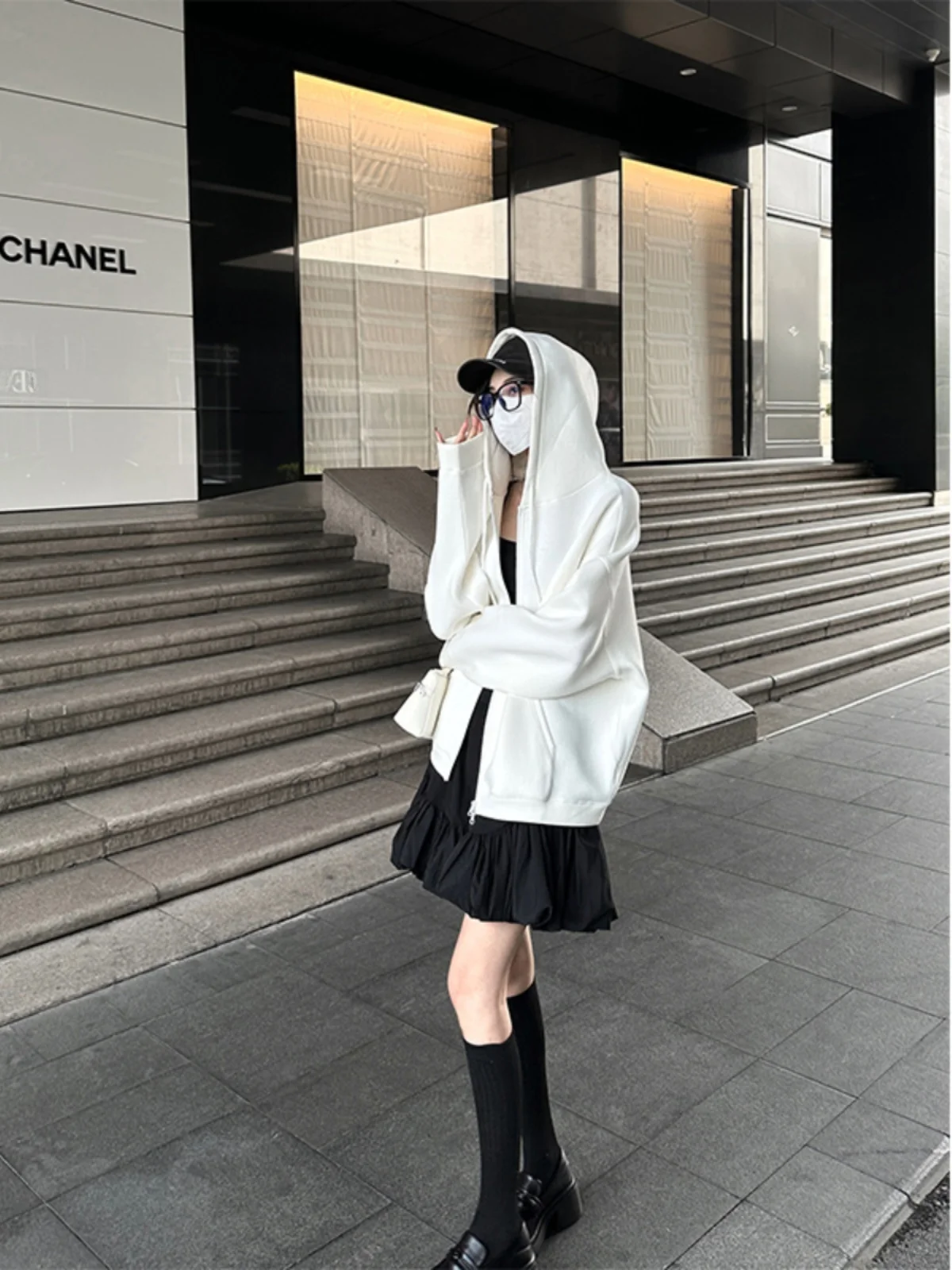 

Женская свободная толстовка с капюшоном и завязками, уличный стиль, верхняя одежда из воздушного материала, повседневный топ