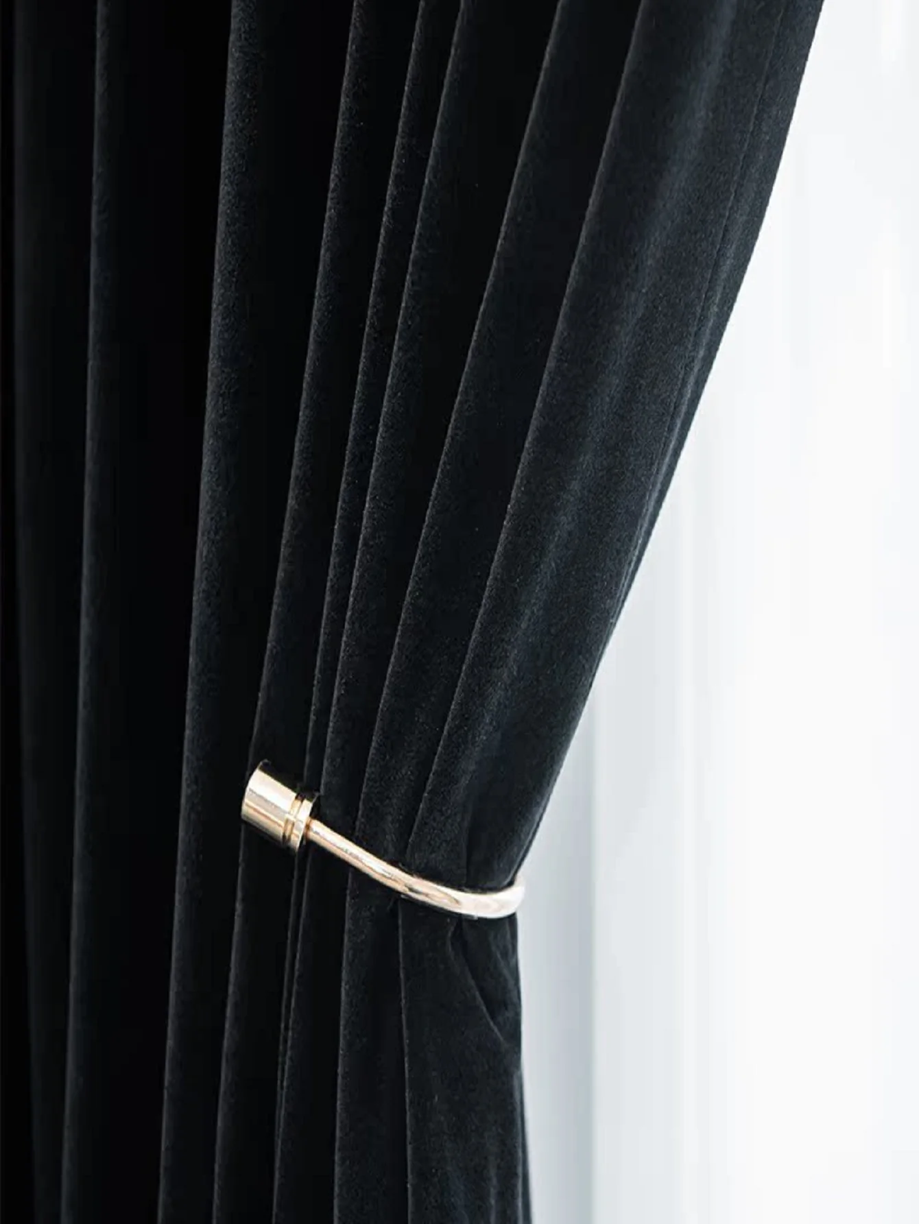 New Style 1PC Black Curtains for Living Room Curtain for Bedroom Luxury Heavy Duty Thermal Insulated Velvet Curtains Rod Pocket