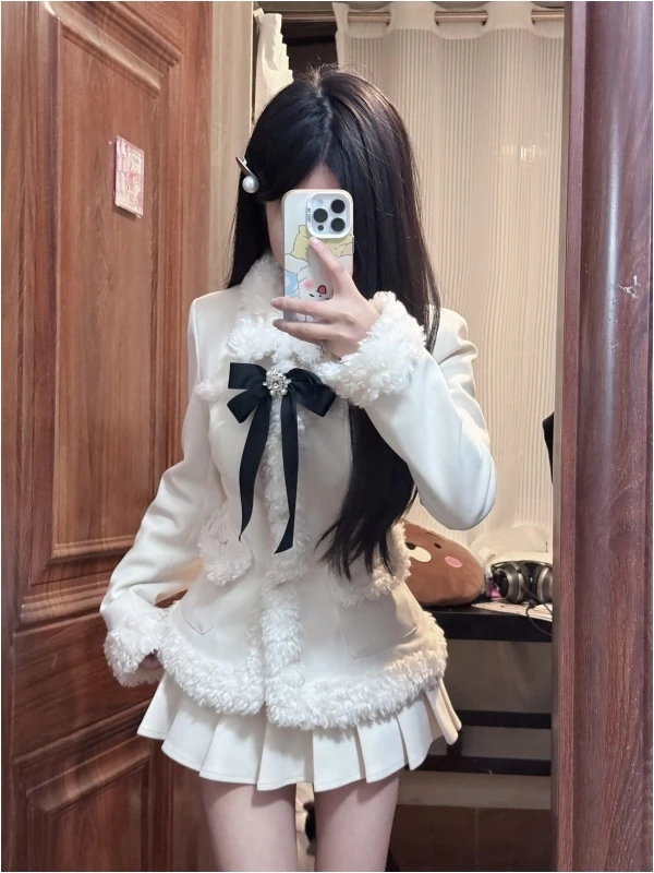 

Winter New Style Princess Atmosphere Knot Plush Doll Collar Slimming Short Skirt Woolen Two-Piece Set Women's Fashion