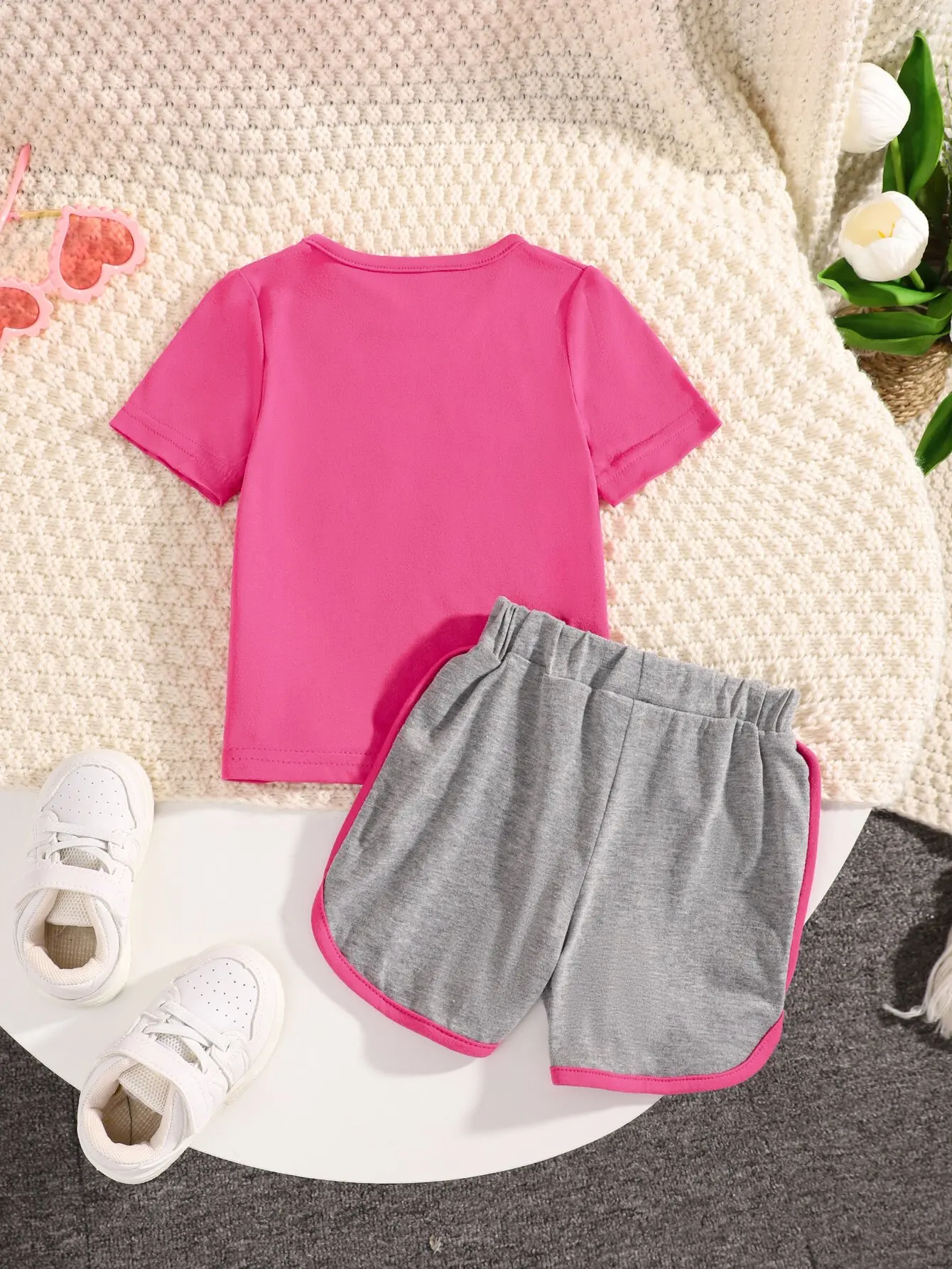 2-Piece Baby Girl Summer Sweet New Casual Breathable Comfort Rose Red Short Sleeve Gray Shorts Baby Cute Set Love Print