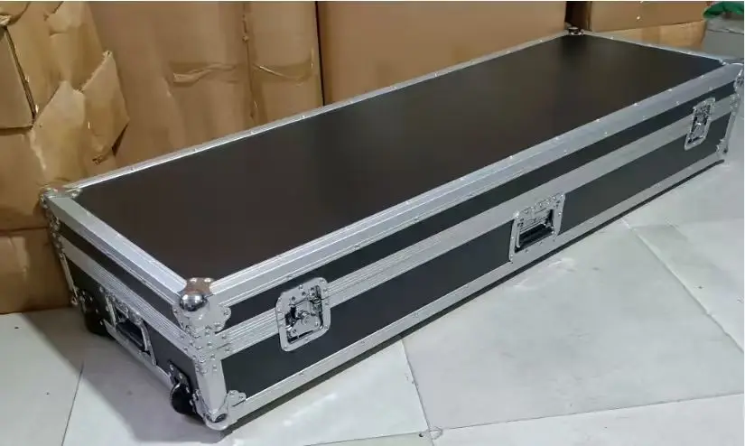 Custom-made Electronic Keyboard Flight Case, Colour JS-LT-030, Board Thickness 8.3mm, Internal EVA Foam Padding.