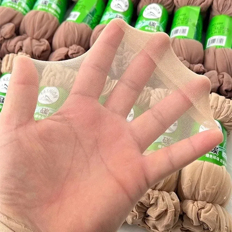 Chaussettes courtes en cristal pour femmes, 20 pièces, en Nylon, antidérapantes, transparentes, peau noire, respirantes, ultra-fines, nouvelle collection été