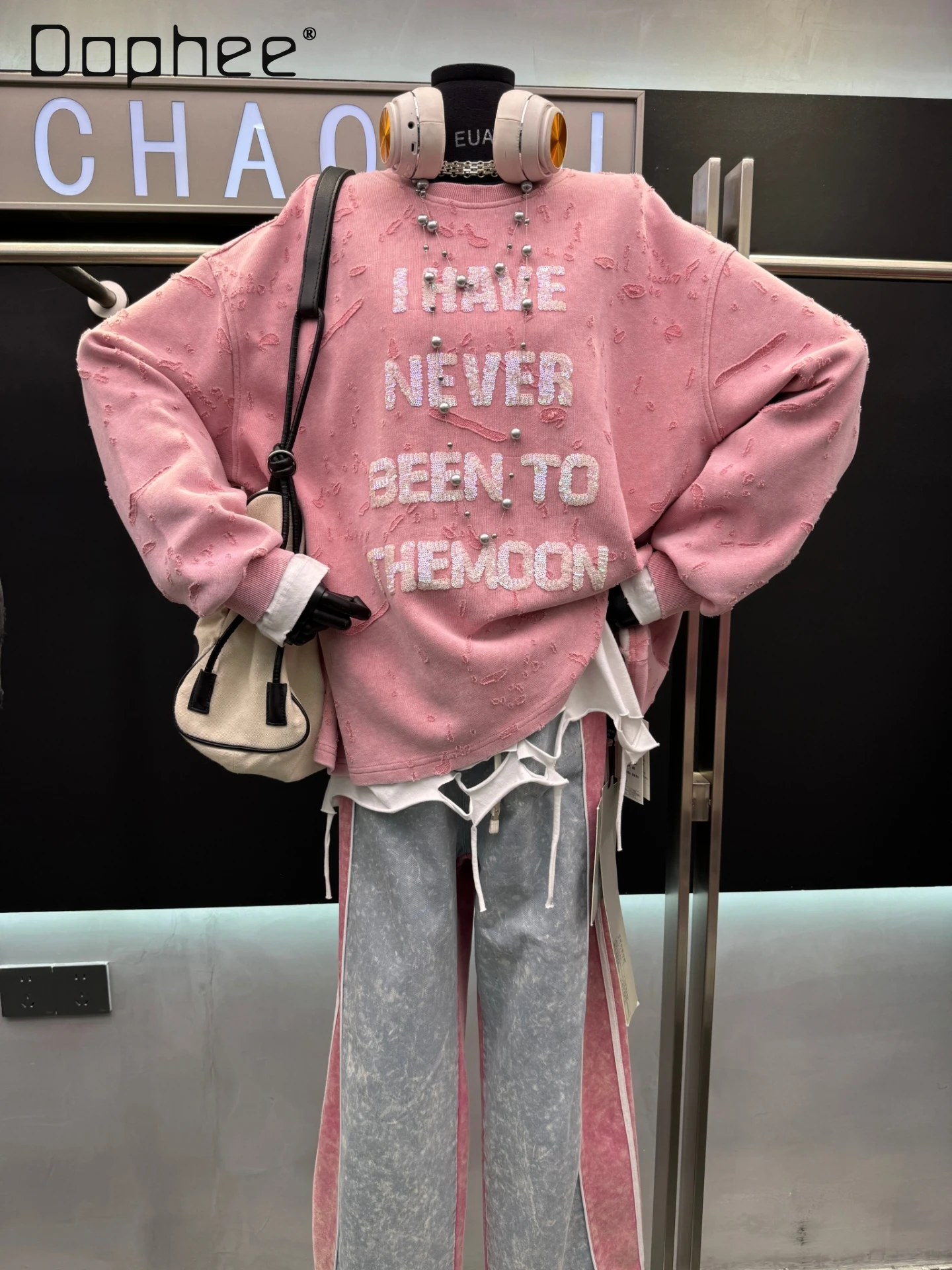 

2025 Autumn New Heavy Sequin Letter Round Neck Sweatshirt for Women Loose Versatile Design Retro Street Style Top Long Sleeve