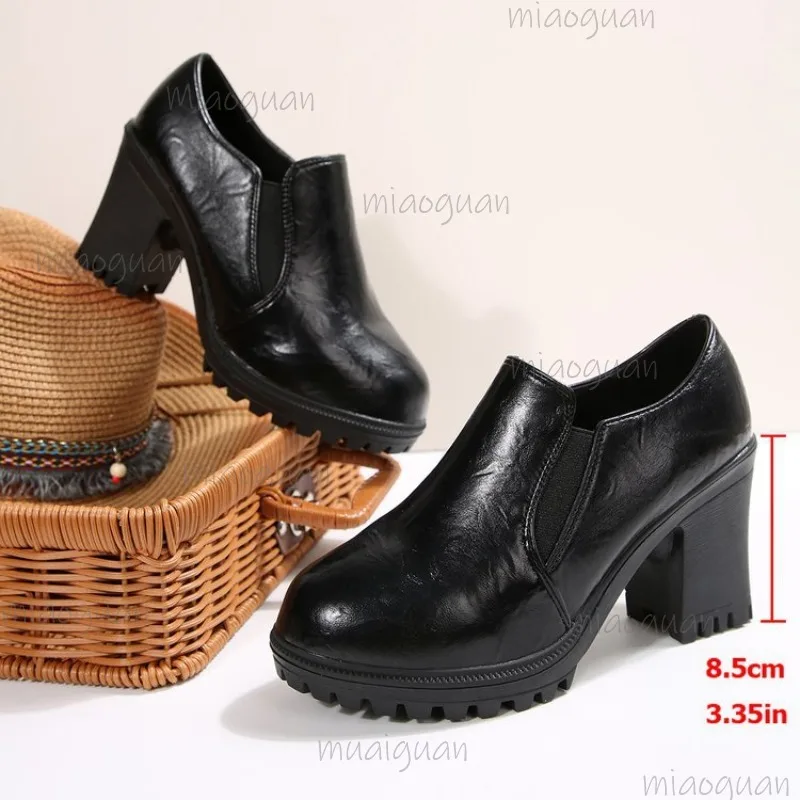 جلد مكتنزة عالية الكعب المضادة للانزلاق مضخات الانزلاق على موضة أحذية بوت قصيرة أسود أنيق مكتب السيدات الخريف الأحذية بوتاس موهير