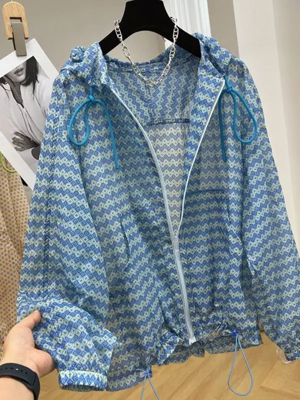 

Женские летние легкие свободные брюки больших размеров с капюшоном и цветочным принтом, защита от солнца, дышащие длинные свечи, застежка-молния...