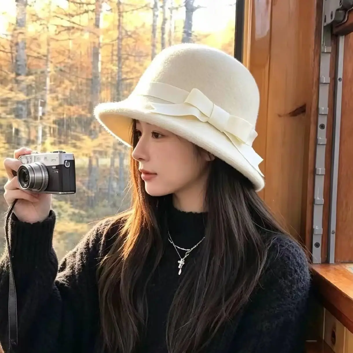 Women Winter Wool Hepburn Style Bucket Hat, New Face-Slimming Warm Fisherman Hat Outdoor Daily Wear