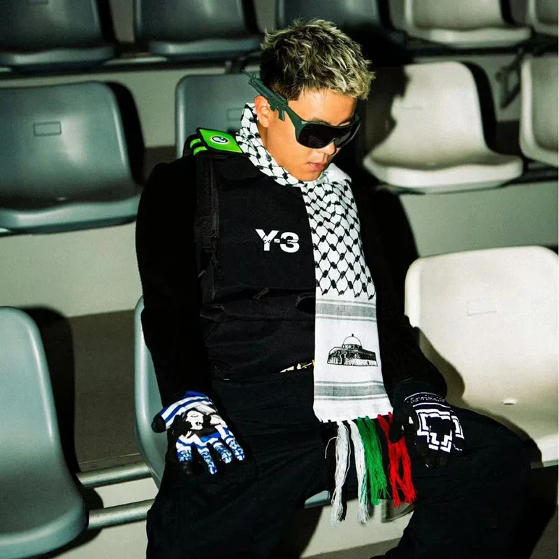 

Unisex Arab Black White Scarf with Colorful Tassels Thin Long Ethnic Pareo Fashion Polyester Neckerchief for All Seasons