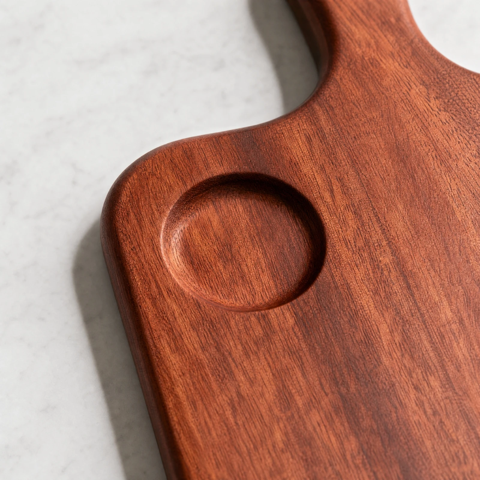 Wooden Serving and Cutting Board Versatile Solid Wood Cutting Board with Integrated Handle Kitchenware Rustic Long-Lasting