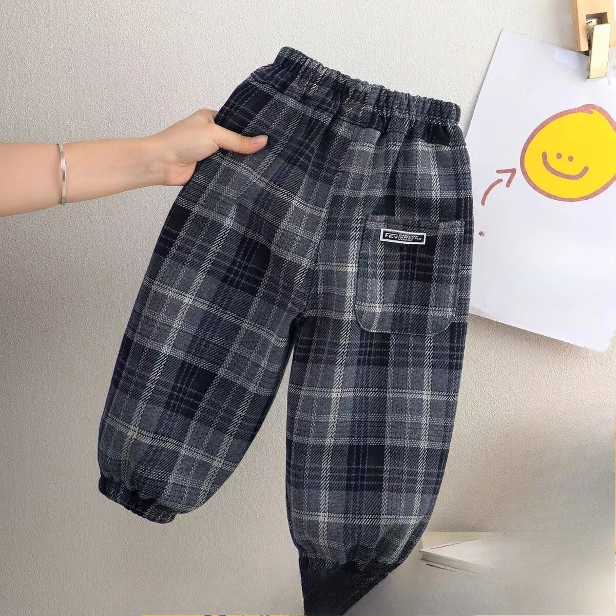 Boys Winter Fleece Thickened Plaid Joggers Pants 2026 New Korean Style Casual Trousers Kids Fashion Bottoms