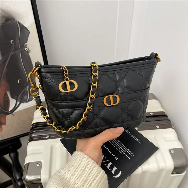 

Fashion Diamond Embroidery Thread Women's Chain Bag 2026, High-End Niche Design, Versatile Shoulder Messenger Purse