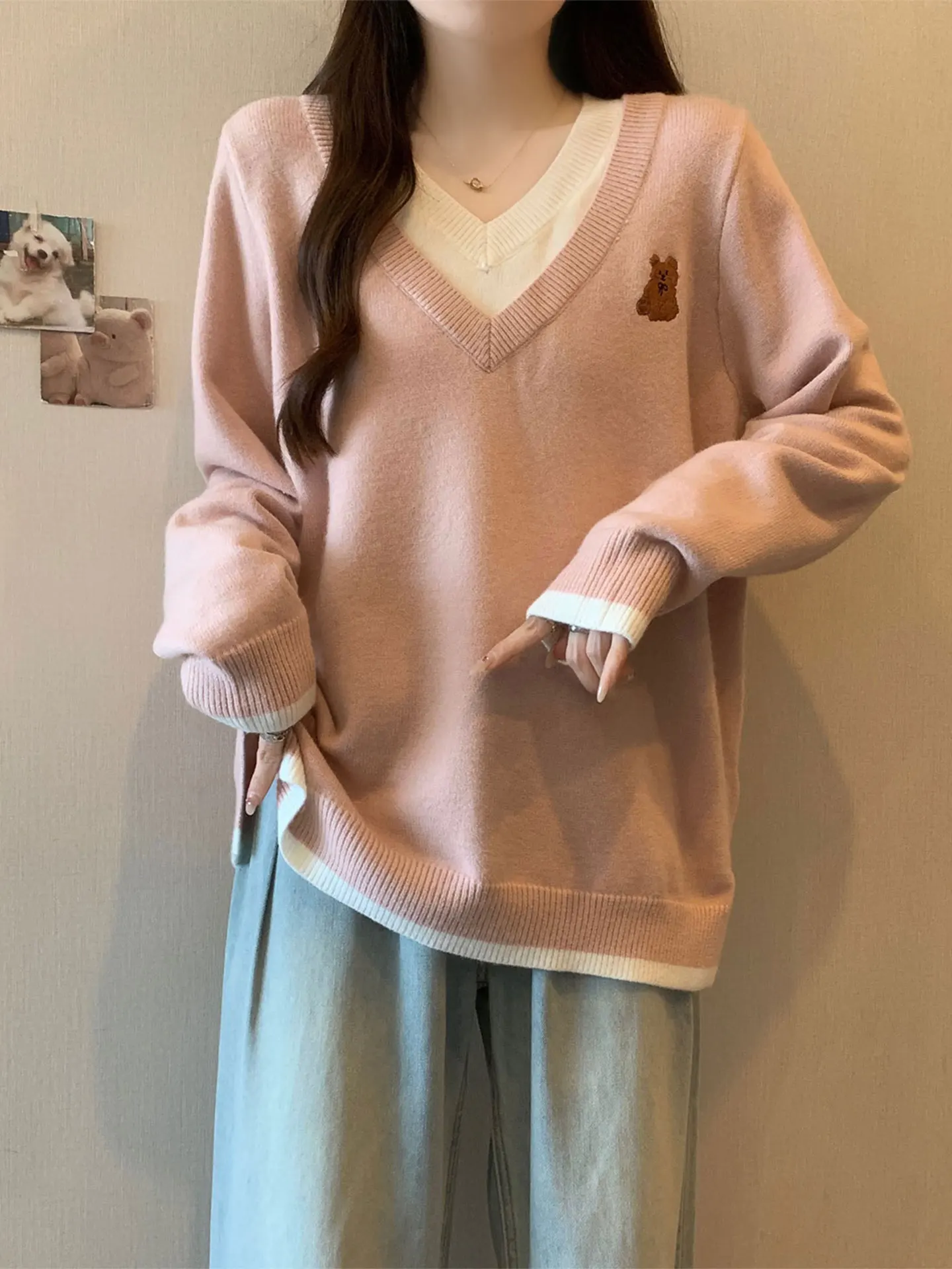 

Розовый вязаный свитер с V-образным вырезом и длинными рукавами, женский, свободного кроя, весенне-летний, повседневный топ, большие размеры, модный, имитация двухслойности