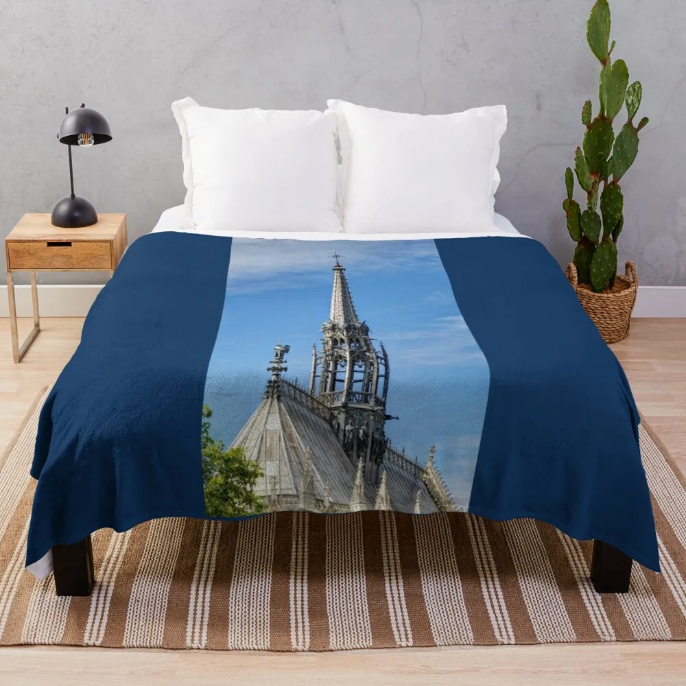 Sainte-Chapelle Paris 06 Throw Blanket manga Bed linens Hair Flannel Blankets