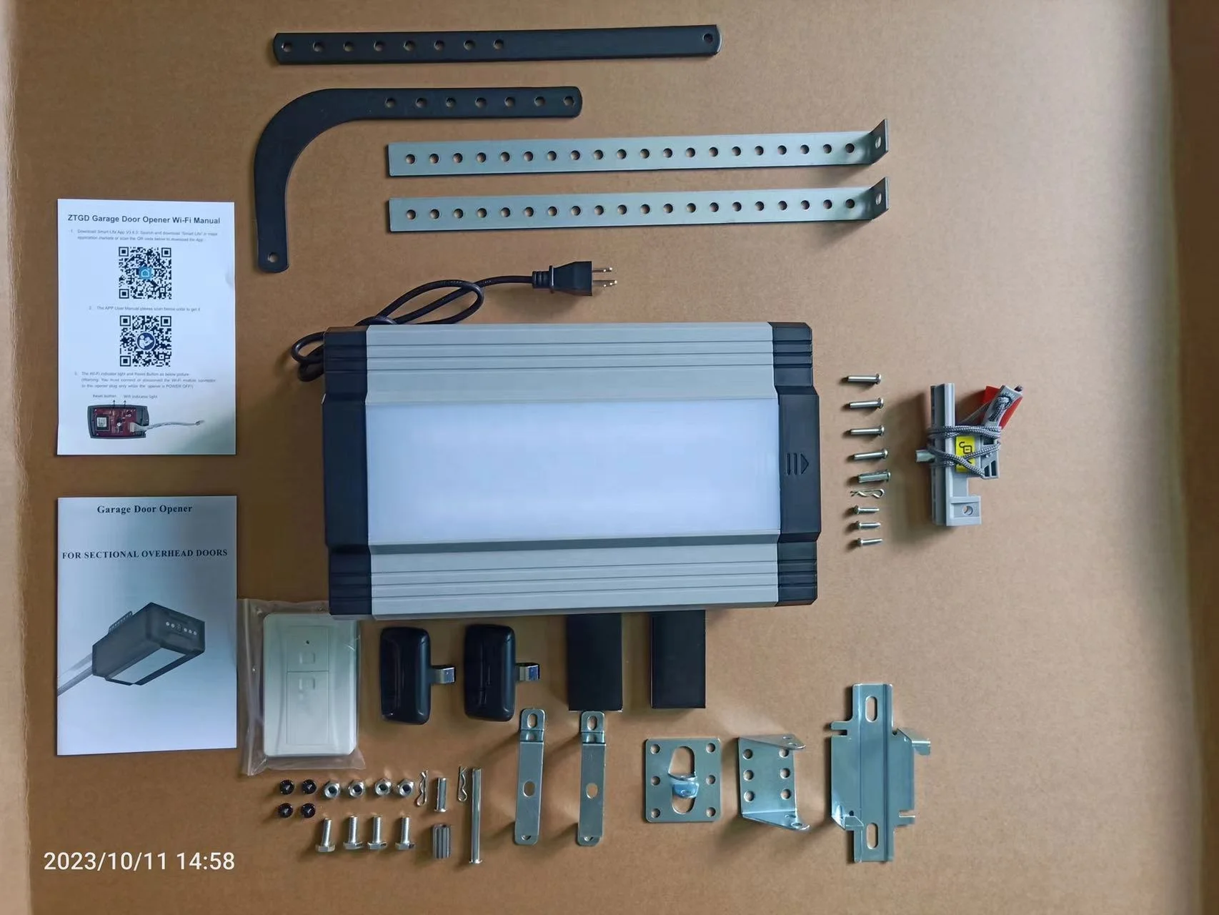 Wholesale Residential Sectional Garage Door Opener: Strong power Motor, LED lighting, Super Smart WiFi Technology with CE TUV