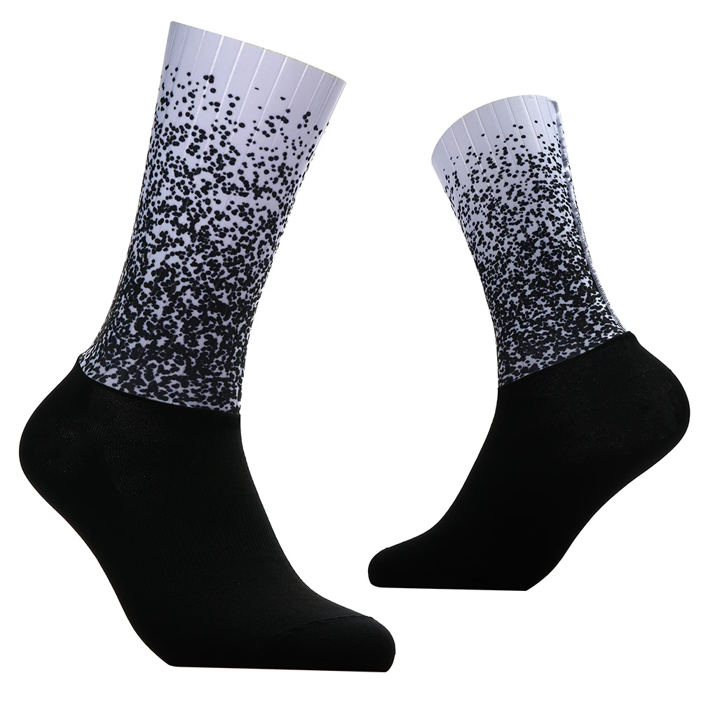 New 2023 Summer Breathable Cycling Socks Men Women Road Bike Anti Slip Silicone Seamless Aero Socks