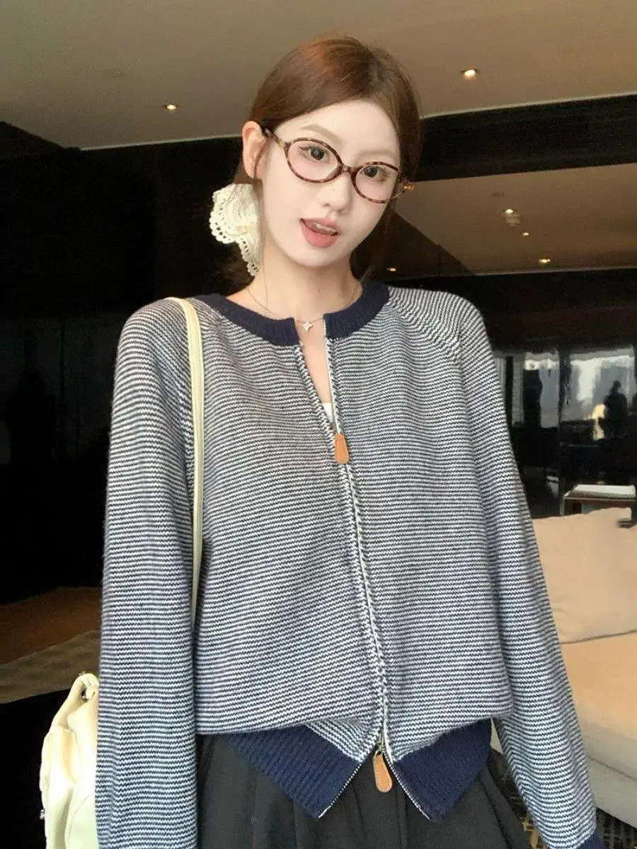 Unique round Neck Long Sleeve Knitted Open Cardigan Women's Loose Fit Sweater Early Autumn Color Block Striped Outerwear