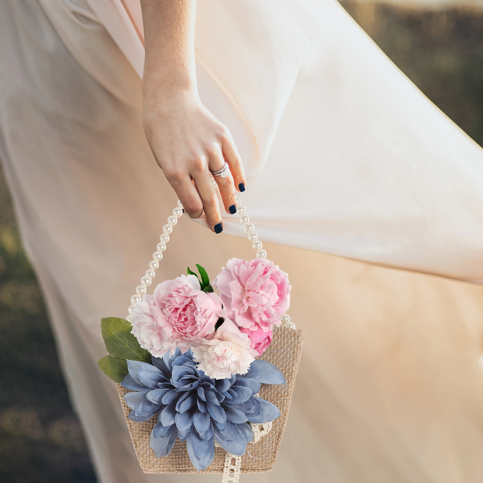 

Wedding Handheld Flower Basket Storage Pearl Small Gift Baskets Party Petal Container Bride Portable Snack Floral Storage Basket